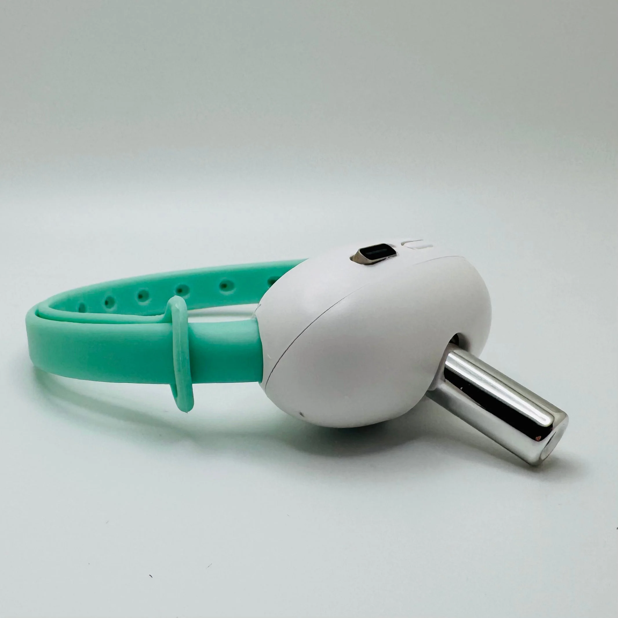 Smart Laser Cat Collar – Interactive Toy for Active Play - Image 4